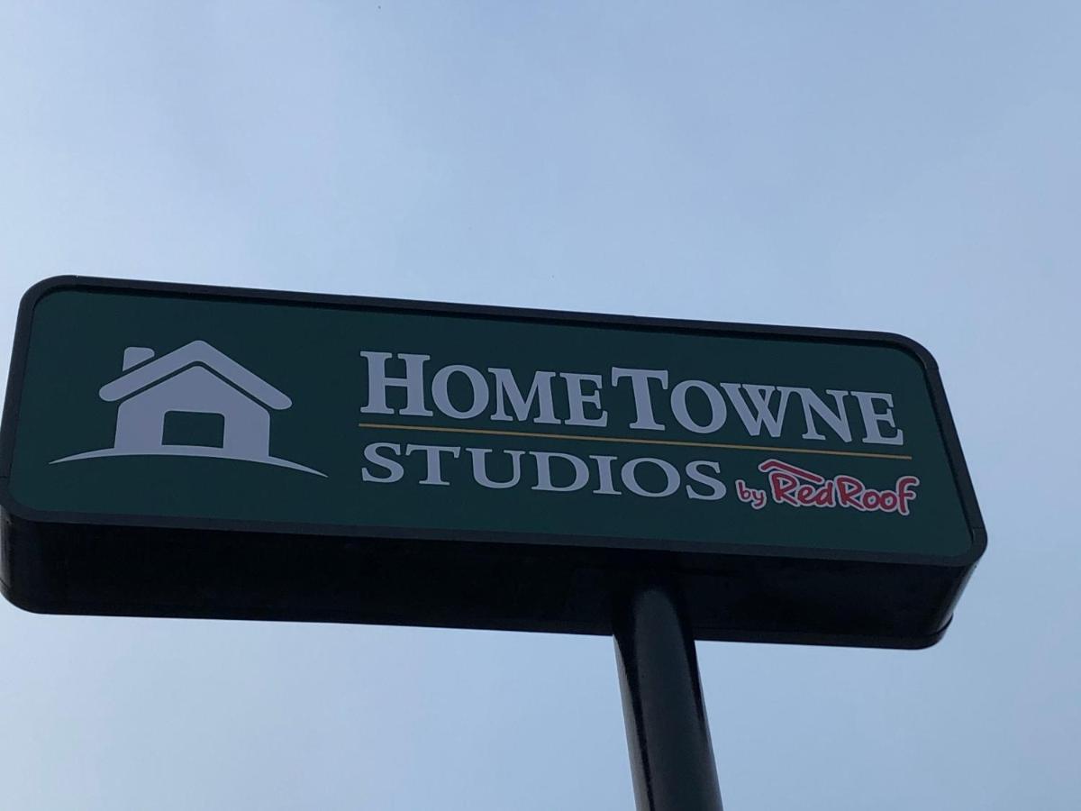 Hometowne Studios By Red Roof San Antonio E - Frost Bank Center מראה חיצוני תמונה